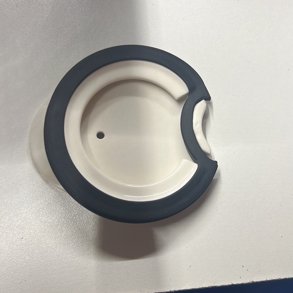 2012 Starbucks travel mug with ceramic lid - Picture 3 of 4